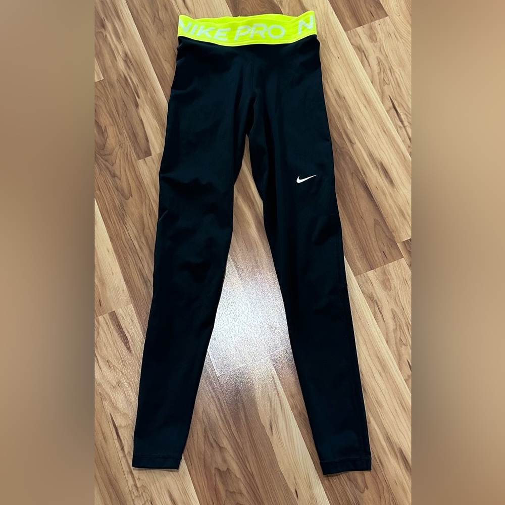 New Nike Training Runnning Leggings XS